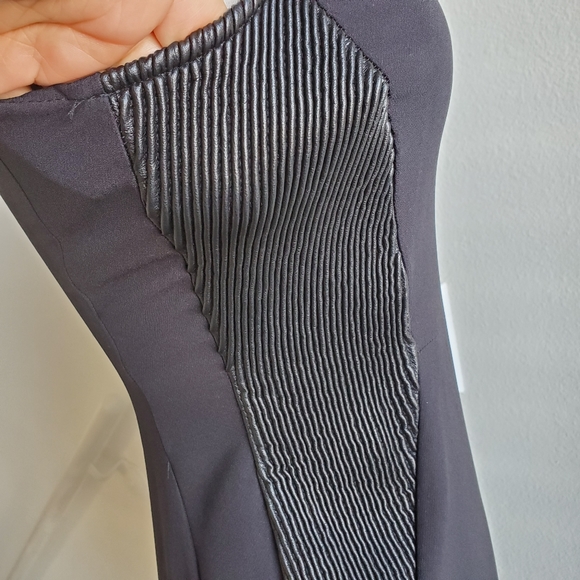 Zara Basic LBD - Picture 4 of 6